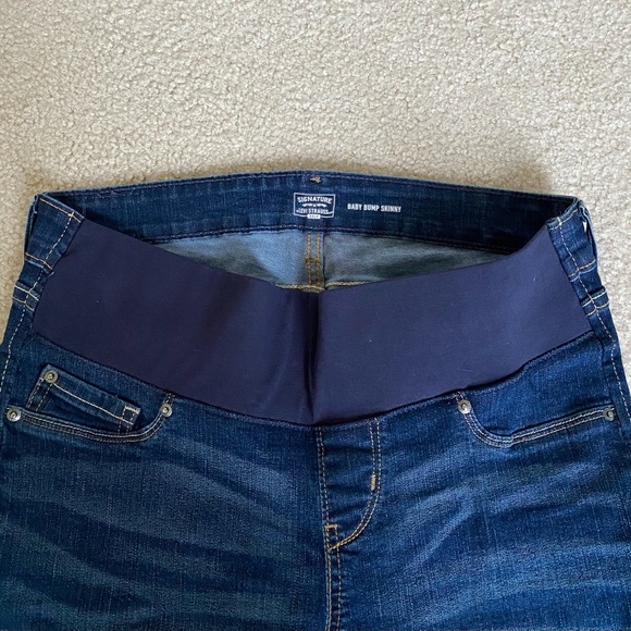 Levis maternity jeans! Worn only once! - Picture 2 of 3